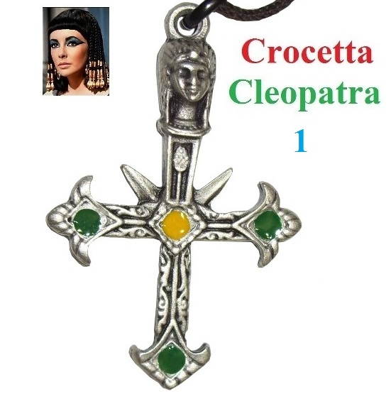 Ciondolo crocetta cleopatra modello 1 - ciondolo a croce con testa della regina egiziana cleopatra color argento e colorata a smalto giallo e verde - prodotto in italia.